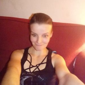 Meet your Posher, April